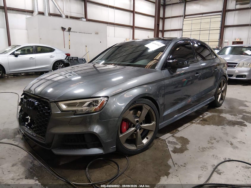 AUDI S3 - zdjęcie 2