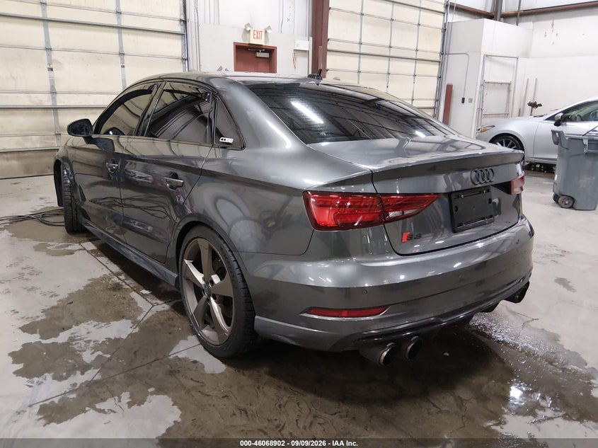 AUDI S3 - zdjęcie 3