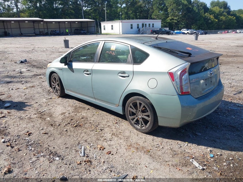 2013 TOYOTA PRIUS auction photo 3