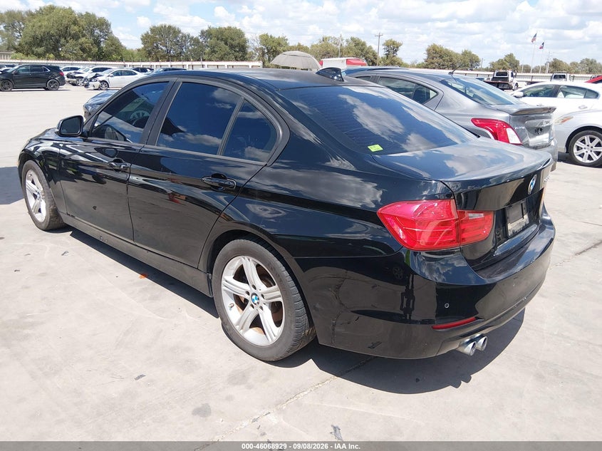2015 BMW 3 SERIES auction photo 3