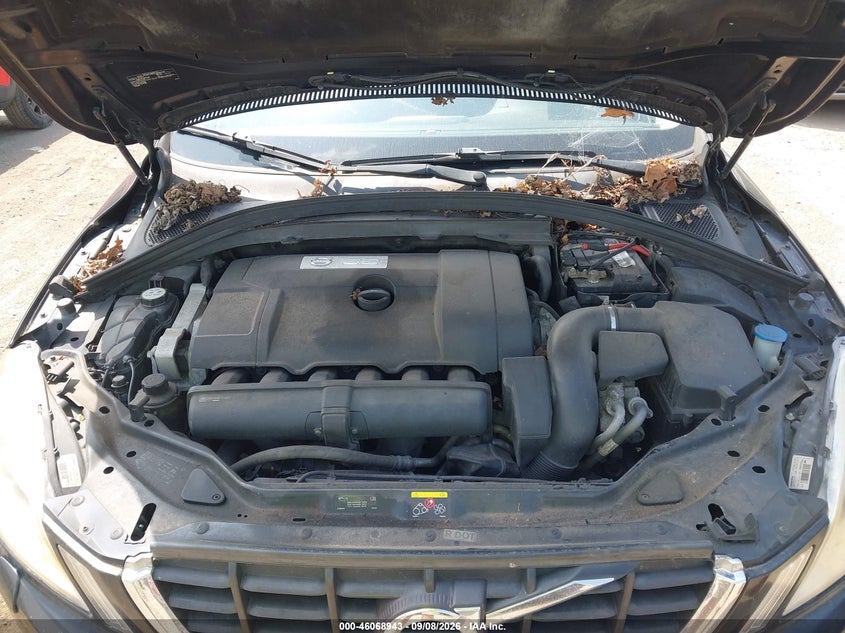 VOLVO XC60 2012 VIN YV4940DZ1C2248008