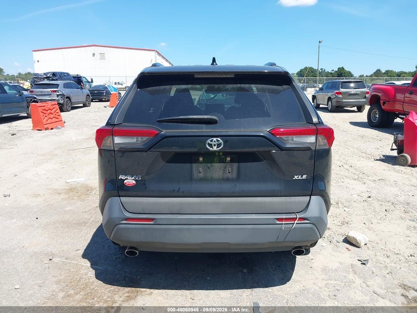 TOYOTA RAV4 - zdjęcie 16