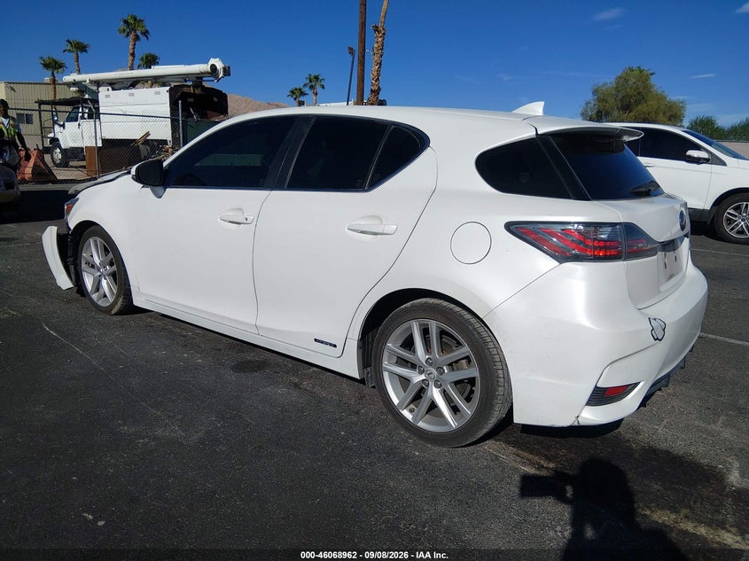 Vin: jthkd5bh5e2199084, lot: 46568489, lexus ct 200h 20143