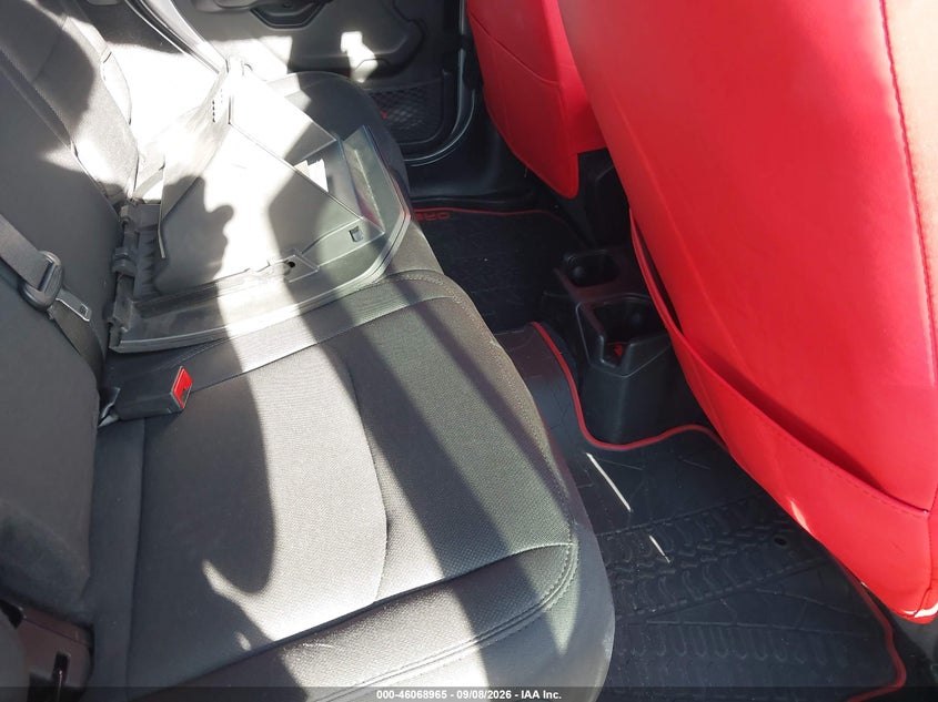 JEEP WRANGLER UNLIMITED 2019 VIN 1C4HJXDGXKW582768