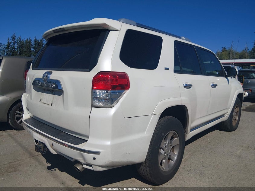 2011 TOYOTA 4RUNNER auction photo 4