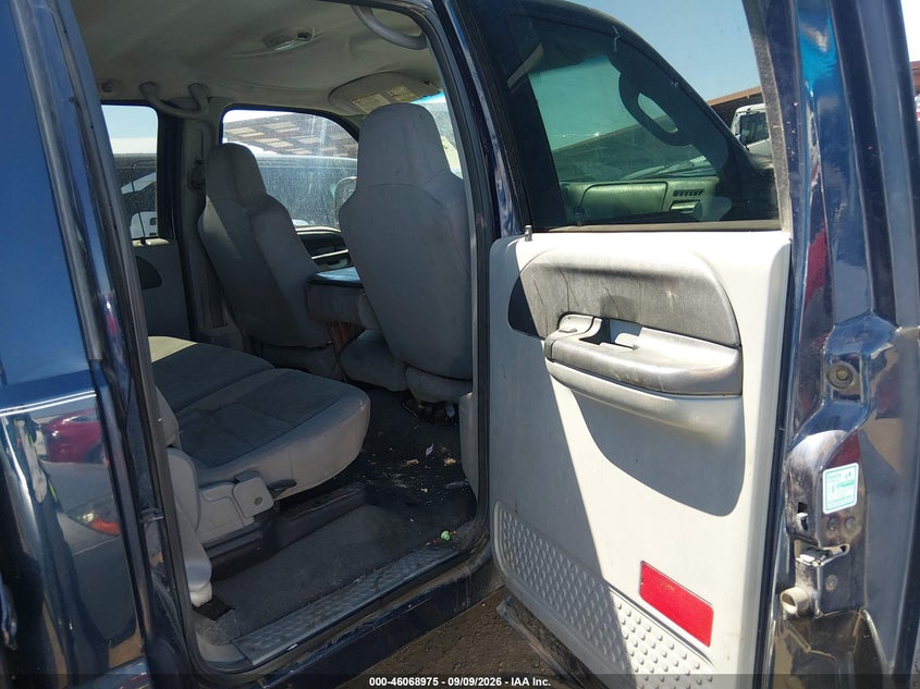 2005 FORD F-350 auction photo 6