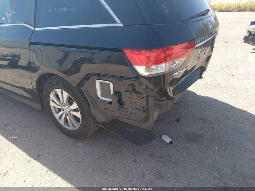 2016 HONDA ODYSSEY auction photo 6