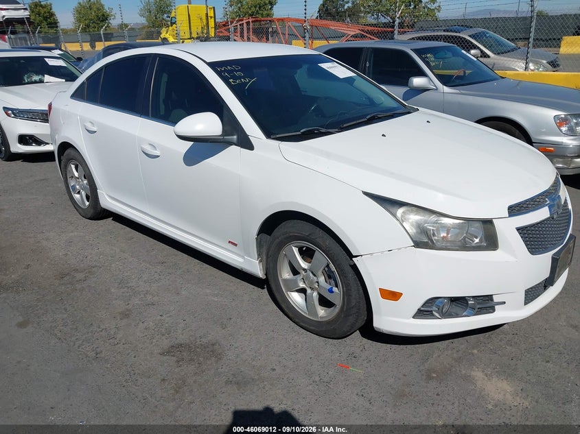 2014 CHEVROLET CRUZE auction photo 1