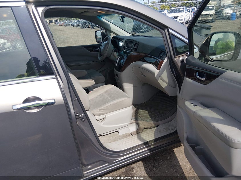 2015 NISSAN QUEST auction photo 5