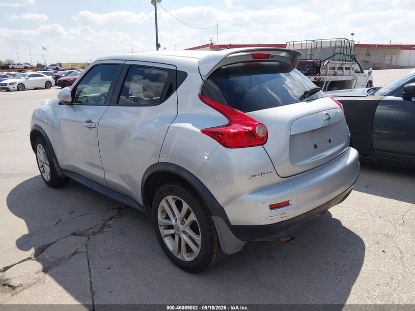 Vin: jn8af5mr7dt210175, lot: 46568617, nissan juke sv 20133