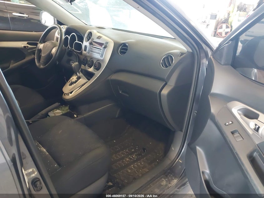 2010 PONTIAC VIBE auction photo 5