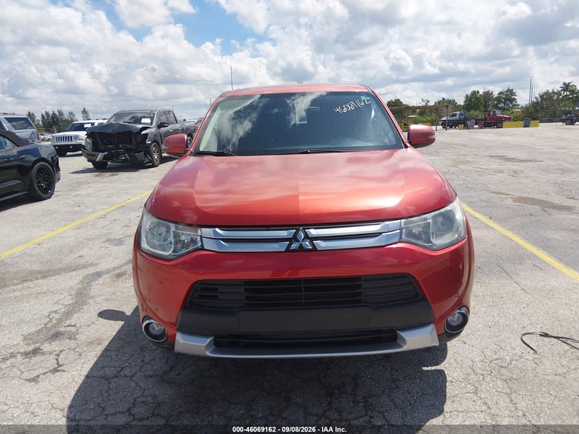 2015 MITSUBISHI OUTLANDER auction photo 6