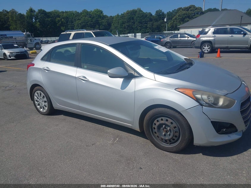 2016 HYUNDAI ELANTRA GT auction photo 1