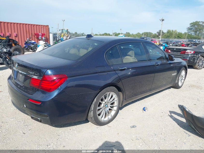 2013 BMW 750LI auction photo 4