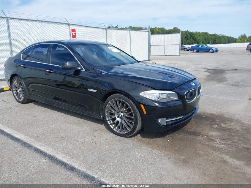Vin: wbafr1c59bc745986, lot: 46568736, bmw 528i 2011 img_1