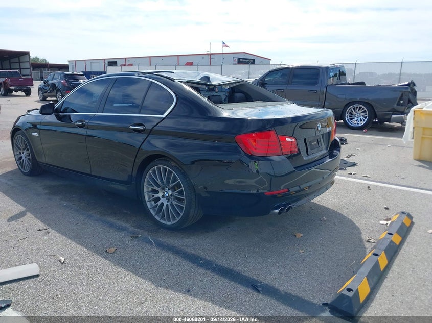 Vin: wbafr1c59bc745986, lot: 46568736, bmw 528i 20113