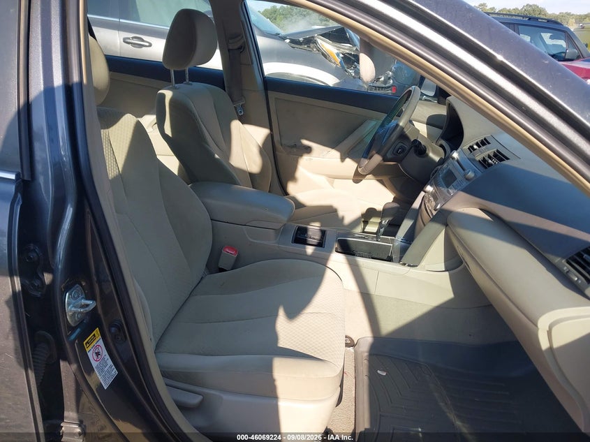 2008 TOYOTA CAMRY HYBRID auction photo 5