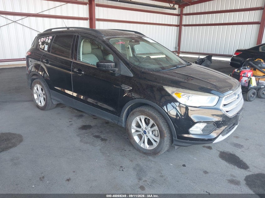 Vin: 1fmcu9hd5jub54979, lot: 46568784, ford escape sel 2018 img_1