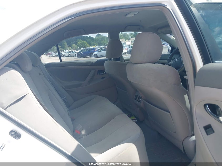 2008 TOYOTA CAMRY HYBRID auction photo 8