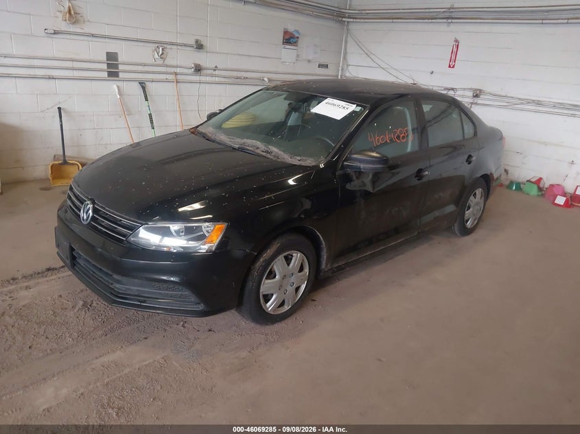 2015 VOLKSWAGEN JETTA auction photo 2