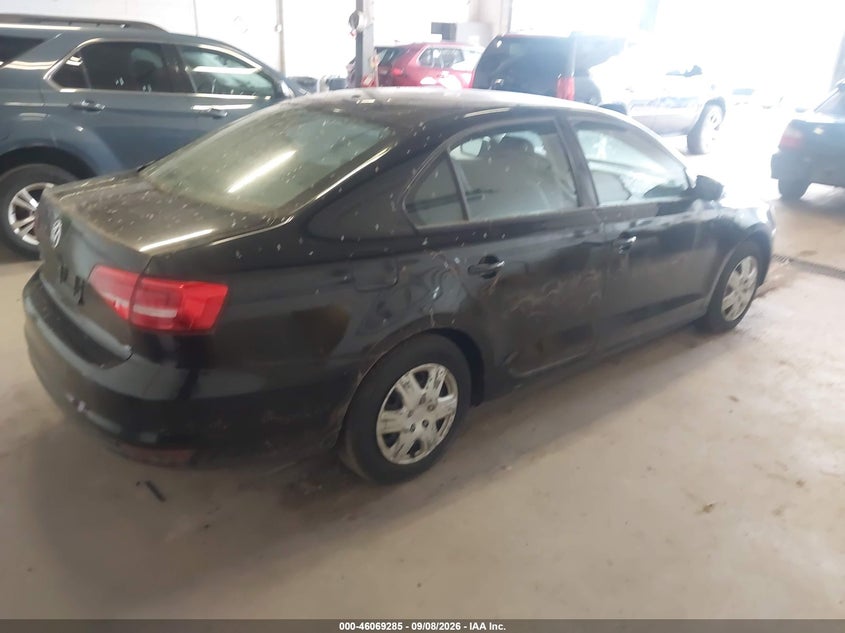 2015 VOLKSWAGEN JETTA auction photo 4