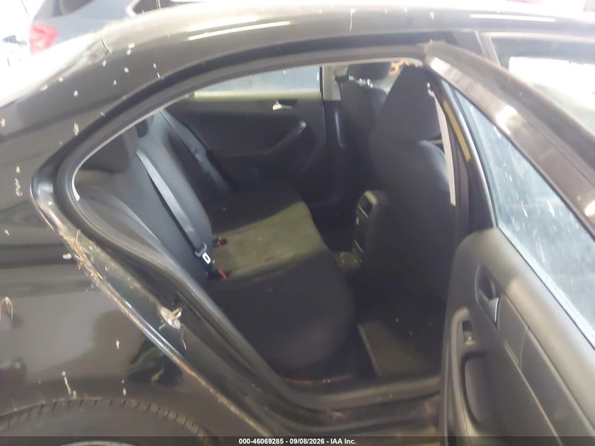 2015 VOLKSWAGEN JETTA auction photo 8