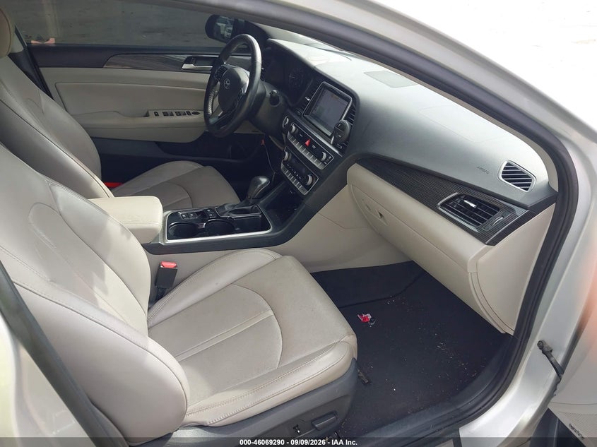 2018 HYUNDAI SONATA auction photo 5