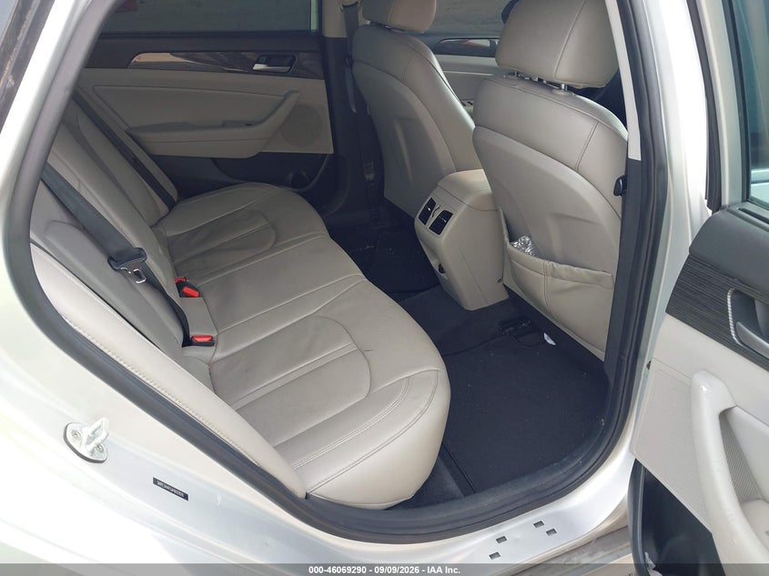 2018 HYUNDAI SONATA auction photo 8