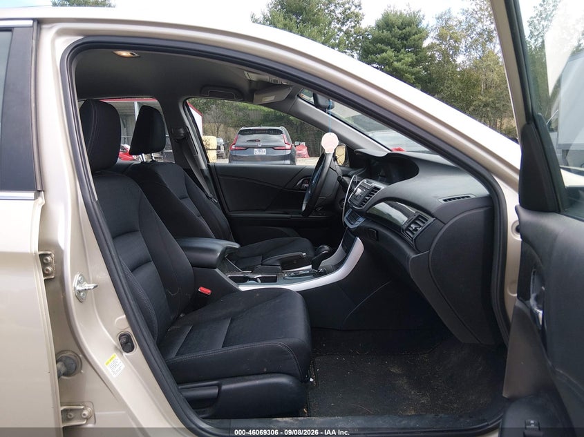 2014 HONDA ACCORD auction photo 5