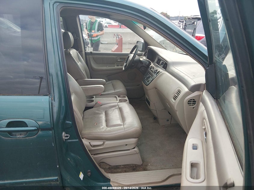 2002 HONDA ODYSSEY auction photo 5