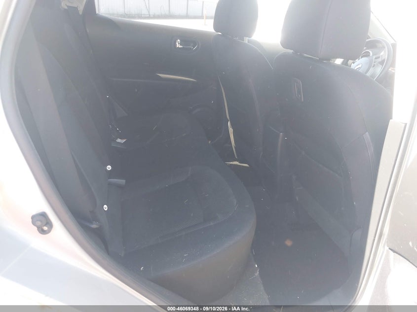 2012 NISSAN ROGUE auction photo 8