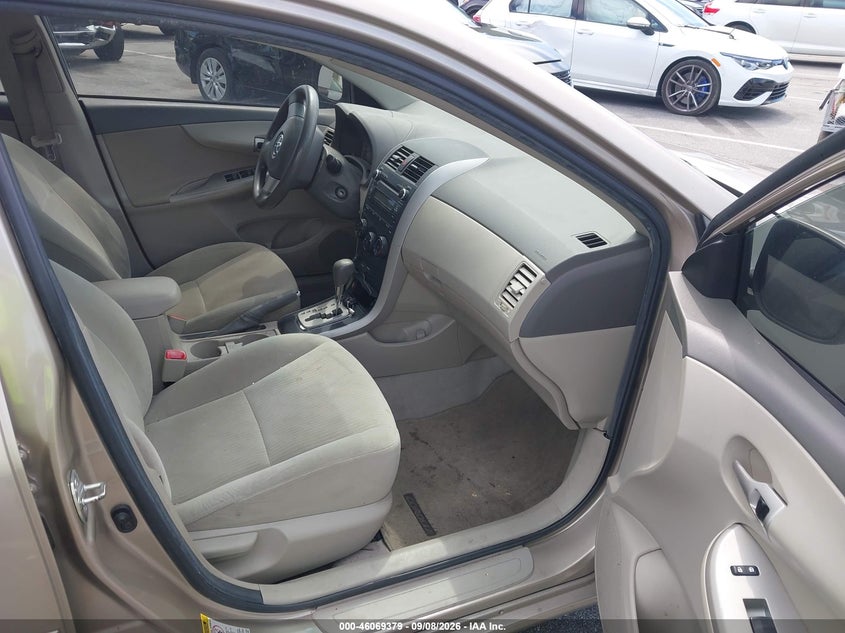 2010 TOYOTA COROLLA auction photo 5