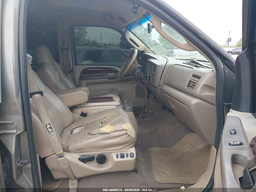 2003 FORD EXCURSION auction photo 5