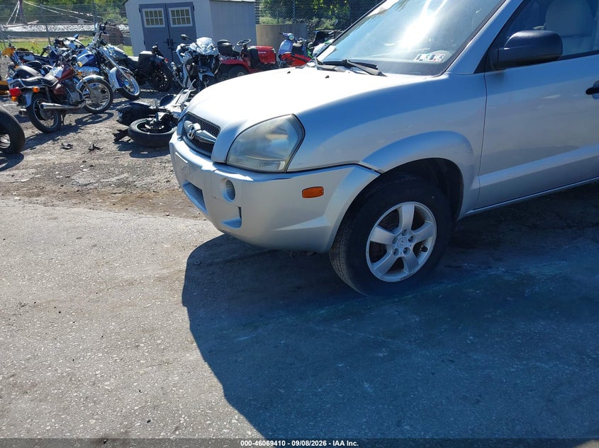 2008 HYUNDAI TUCSON auction photo 2
