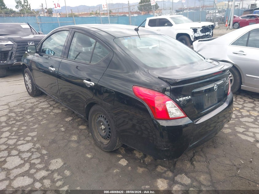 Vin: 3n1cn7ap2jl865563, lot: 46568955, nissan versa 1.6 sv 20183
