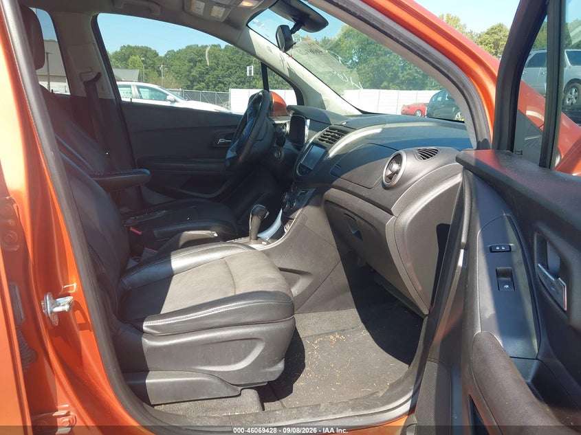 2015 CHEVROLET TRAX auction photo 5