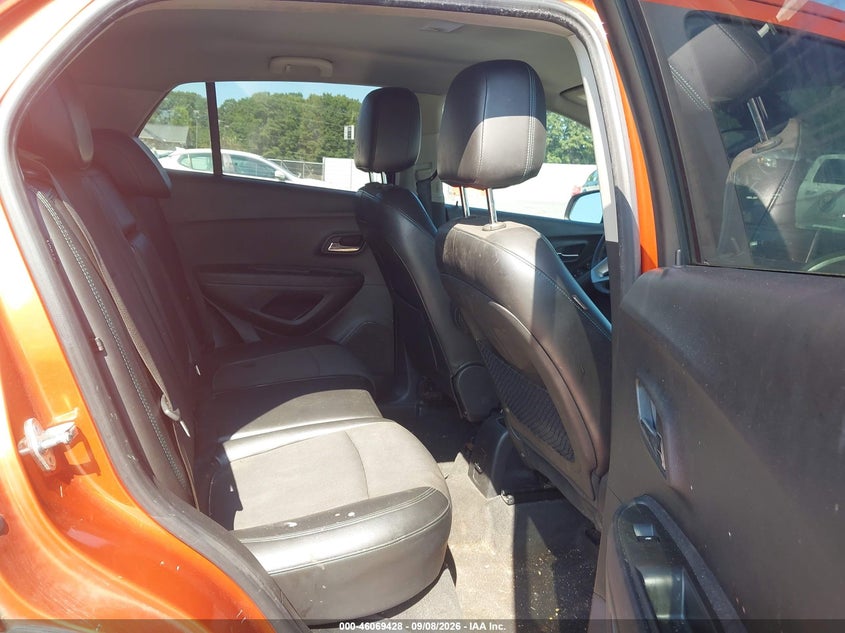 2015 CHEVROLET TRAX auction photo 8