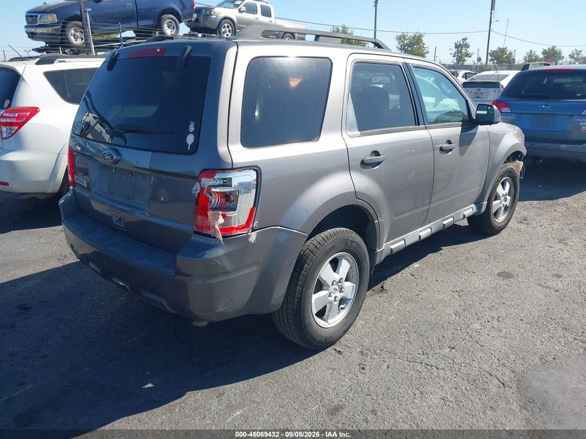2012 FORD ESCAPE auction photo 4