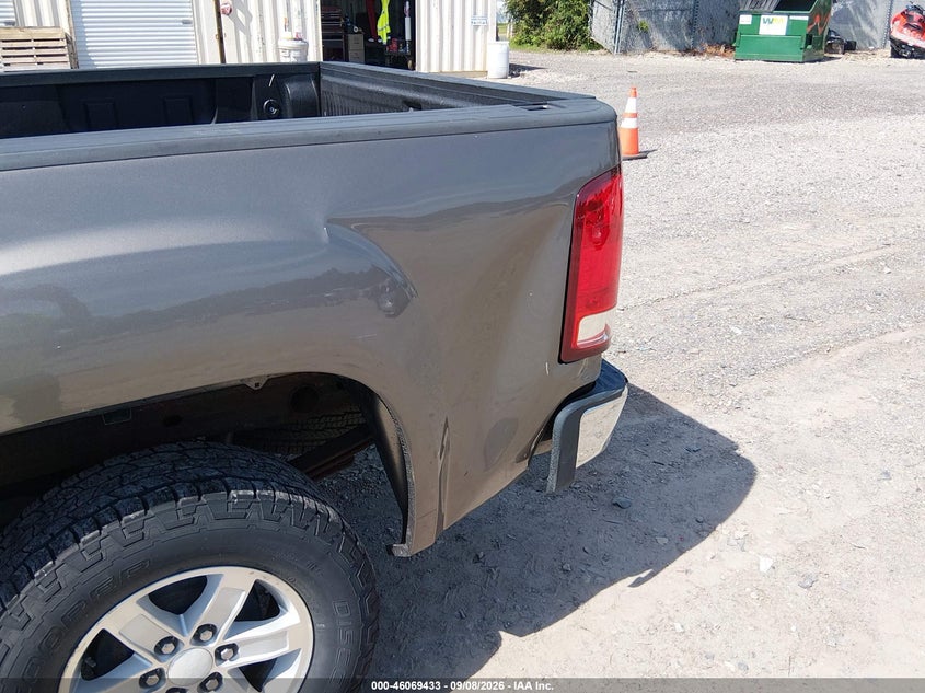 2013 GMC SIERRA 1500 auction photo 6