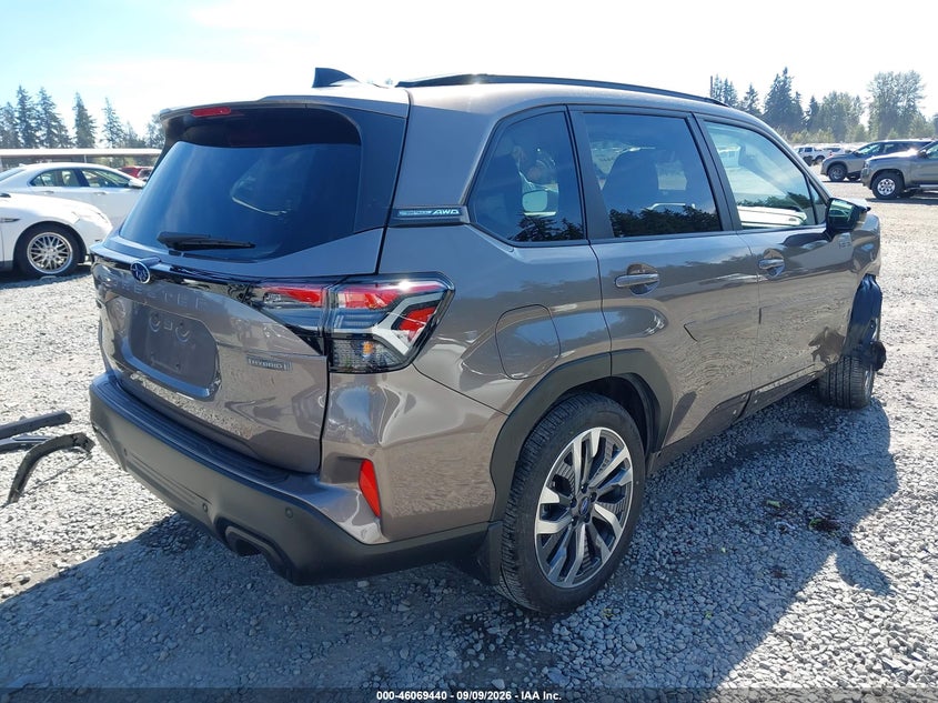 Vin: jf2slstd9sh433672, lot: 46568975, subaru forester touring hybrid 20254