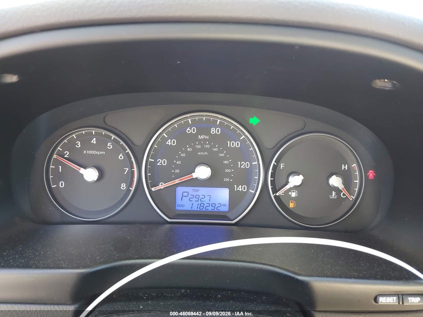 HYUNDAI SANTA FE 2011 VIN 5XYZKDAG2BG054370