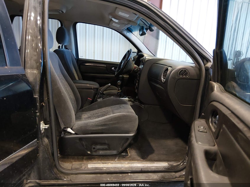 2006 GMC ENVOY auction photo 5