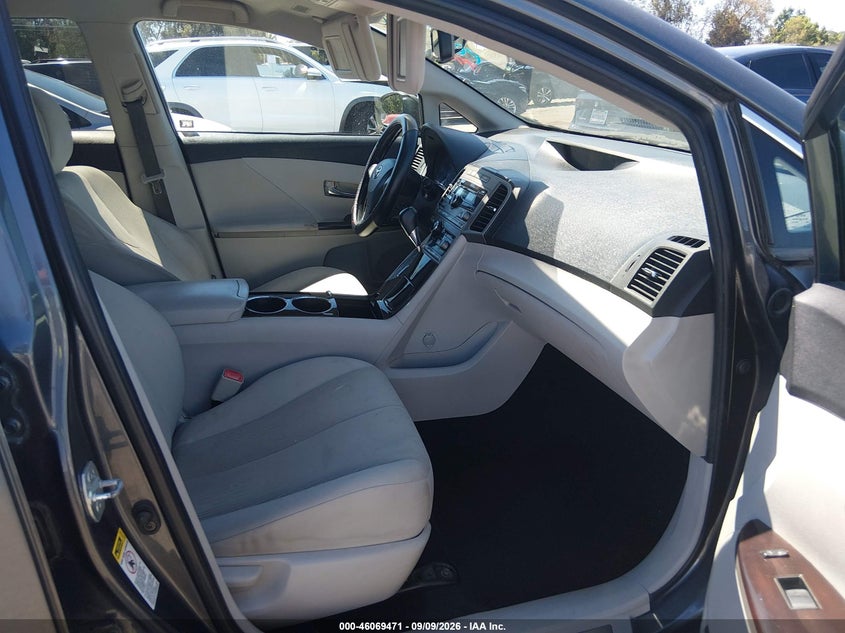 2009 TOYOTA VENZA auction photo 5