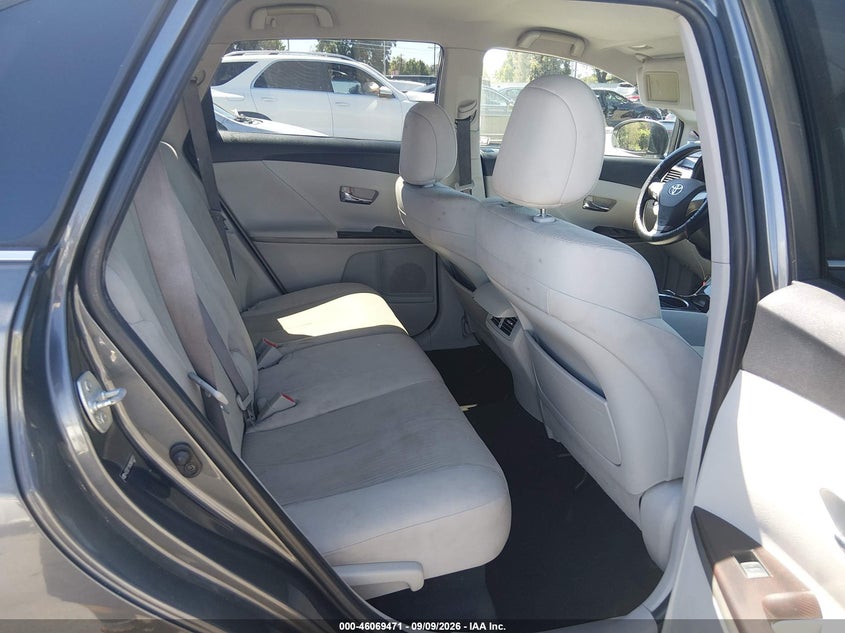 2009 TOYOTA VENZA auction photo 8