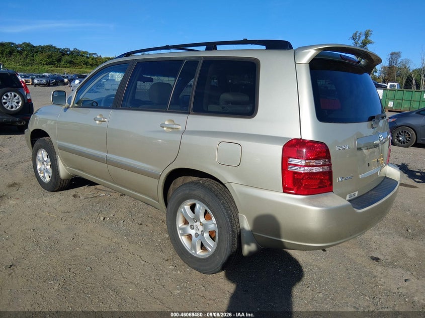 2003 TOYOTA HIGHLANDER auction photo 3