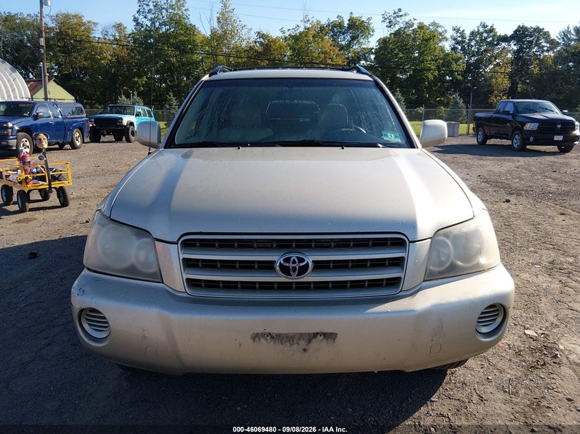 2003 TOYOTA HIGHLANDER auction photo 6