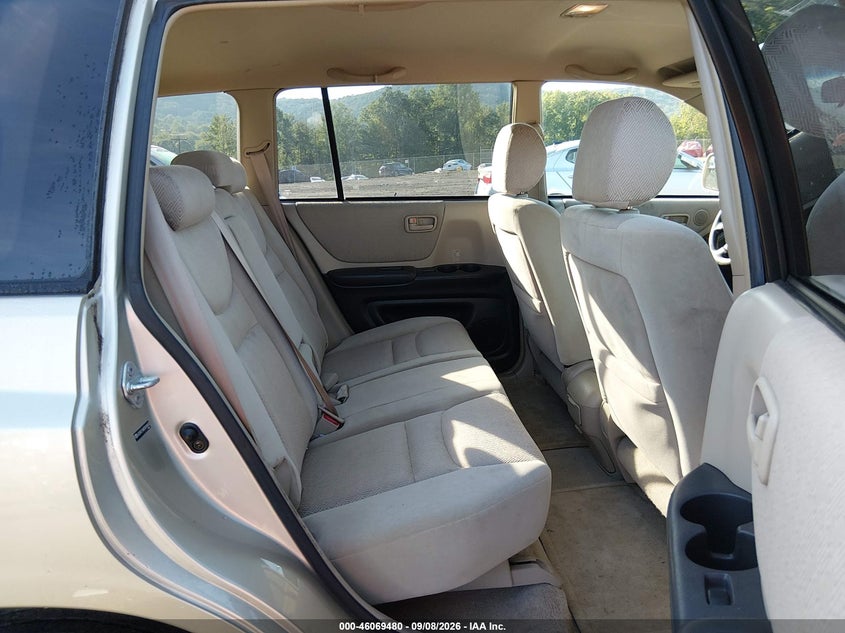 2003 TOYOTA HIGHLANDER auction photo 8