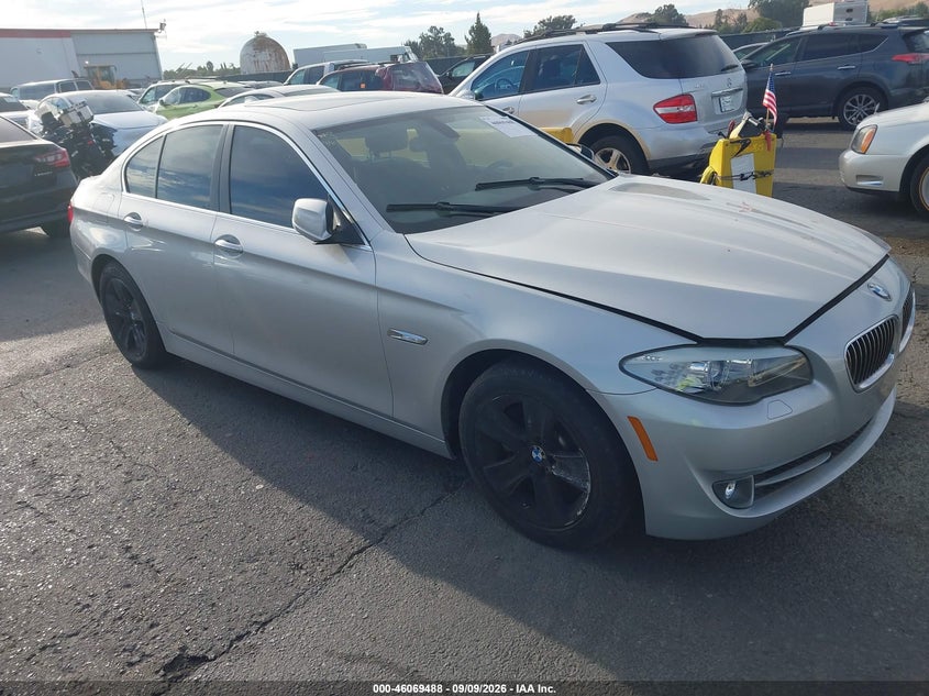 2012 BMW 528I auction photo 1