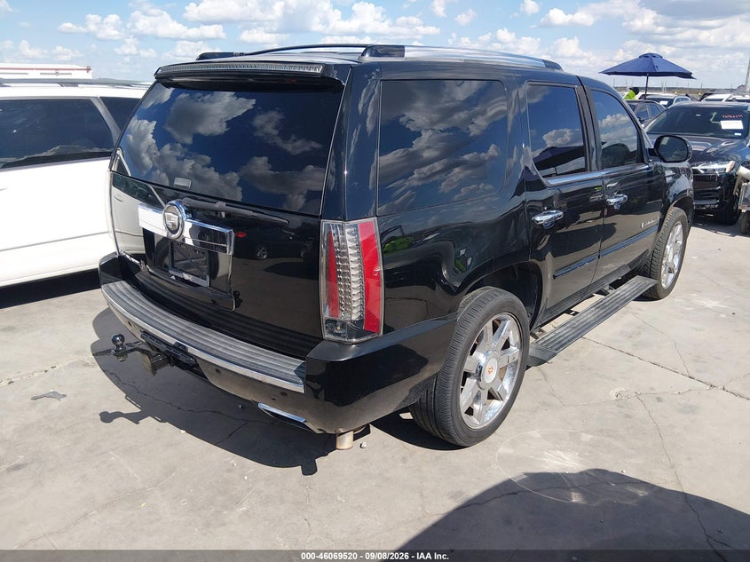 2007 CADILLAC ESCALADE auction photo 4