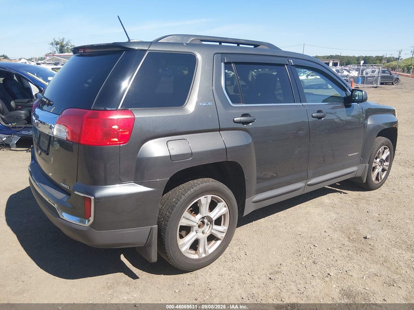 2017 GMC TERRAIN auction photo 4